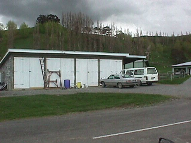 Lenx.jpg (44742 bytes)