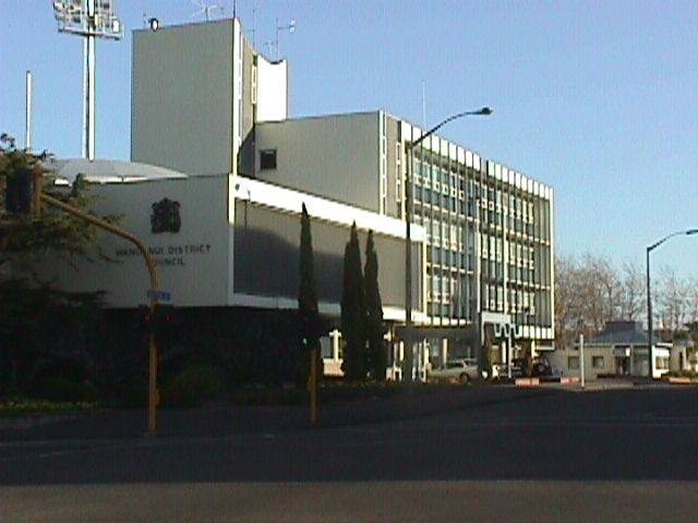 WDCbdg.jpg (36138 bytes)